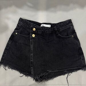 Zara Black Denim Frayed Edge Skort – Size M